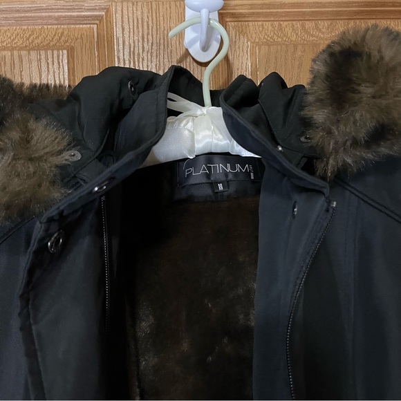 Long black platinum brand fur lined winter coat - Picture 4 of 6
